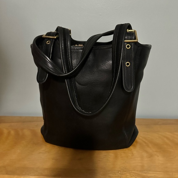 Vintage Coach Leather Legacy Shopper Tote style 9090 - Picture 1 of 3